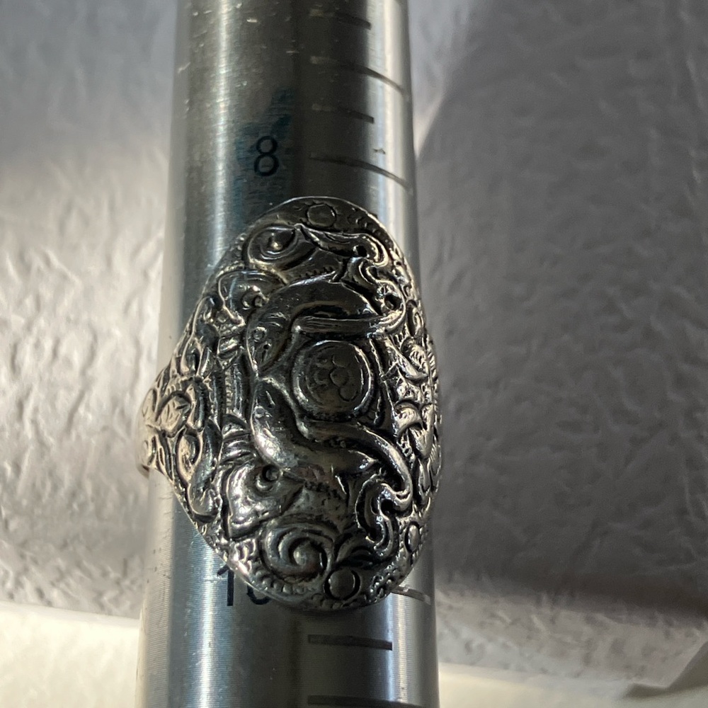 Intricately Designed Sterling Silver Ring - image 4